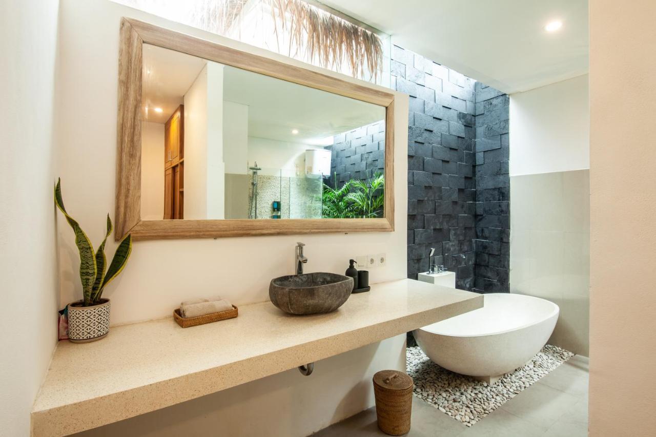 Simple & Magical Villas Villa Sambali Seminyak  Bagian luar foto